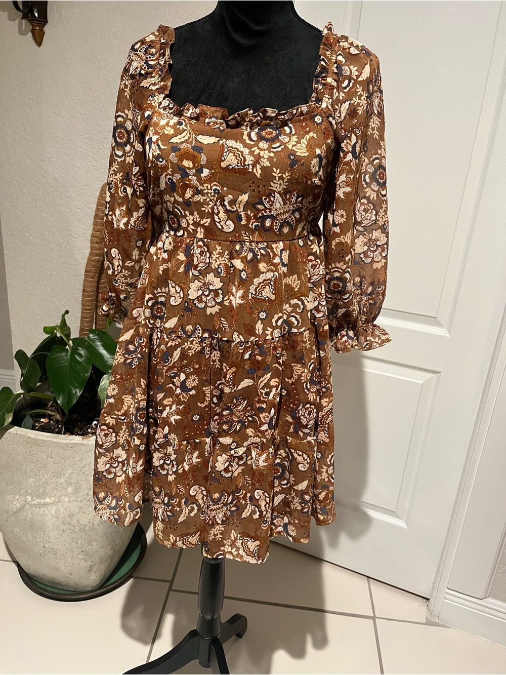 Blu Pepper Brown Floral Tiered Square-Neck Long Sleeve Dress